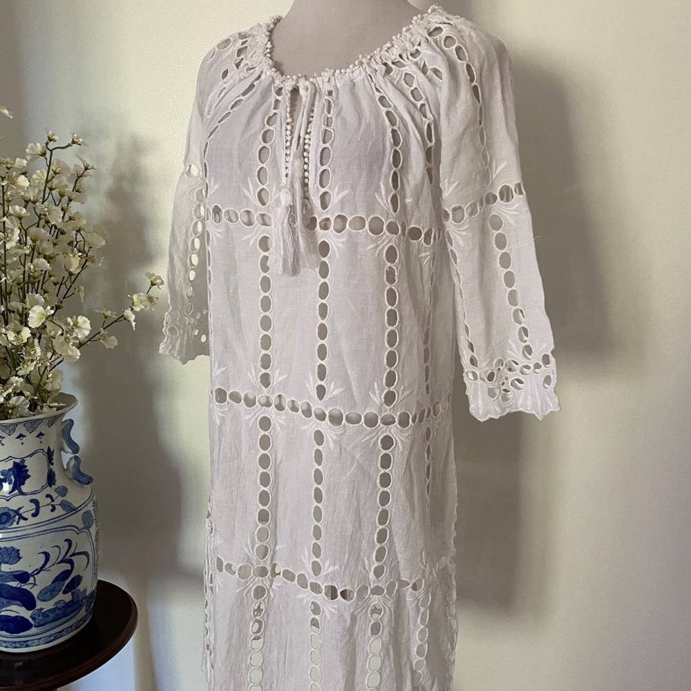 Gretchen Scott Heidi White Eyelet Cover Up Dress - Picture 4 of 8